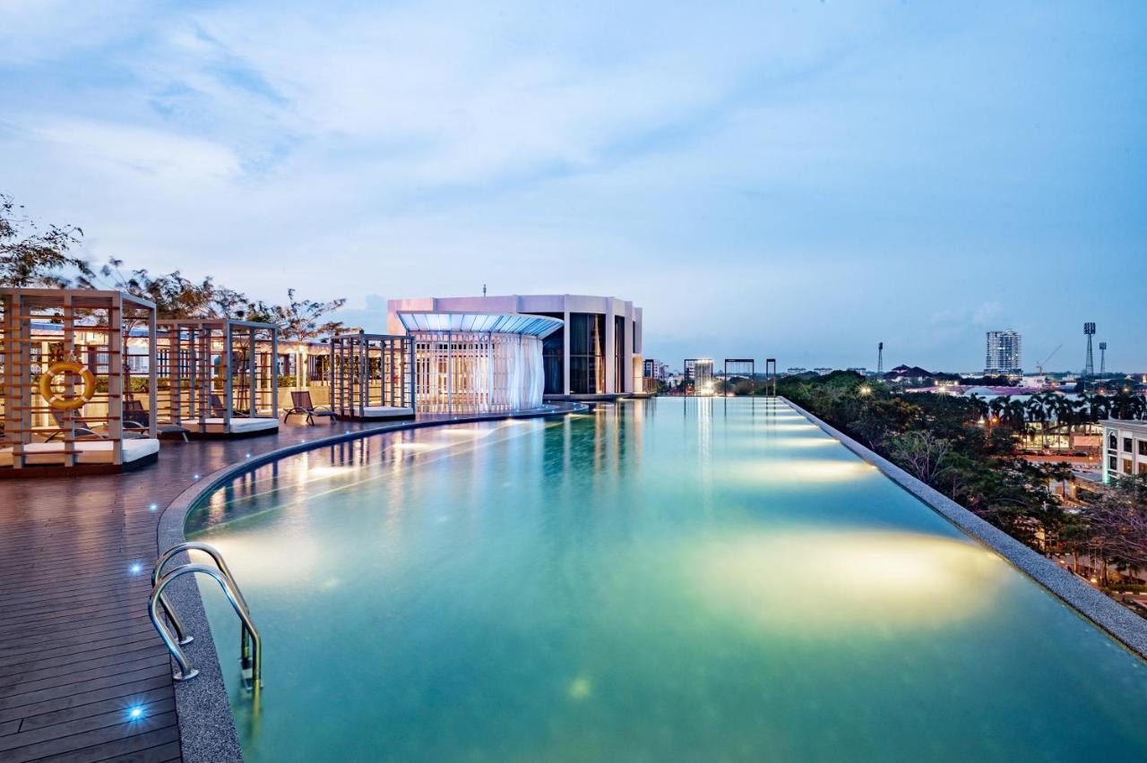 Troika Kota Bharu Penthouse Homestay 2 Rooms Ngoại thất bức ảnh